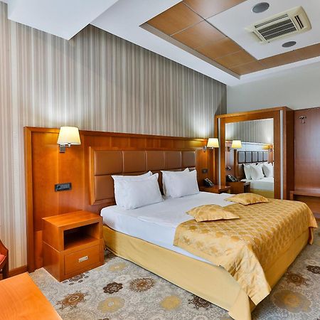 Kings Park Hotel Podgorica Eksteriør bilde