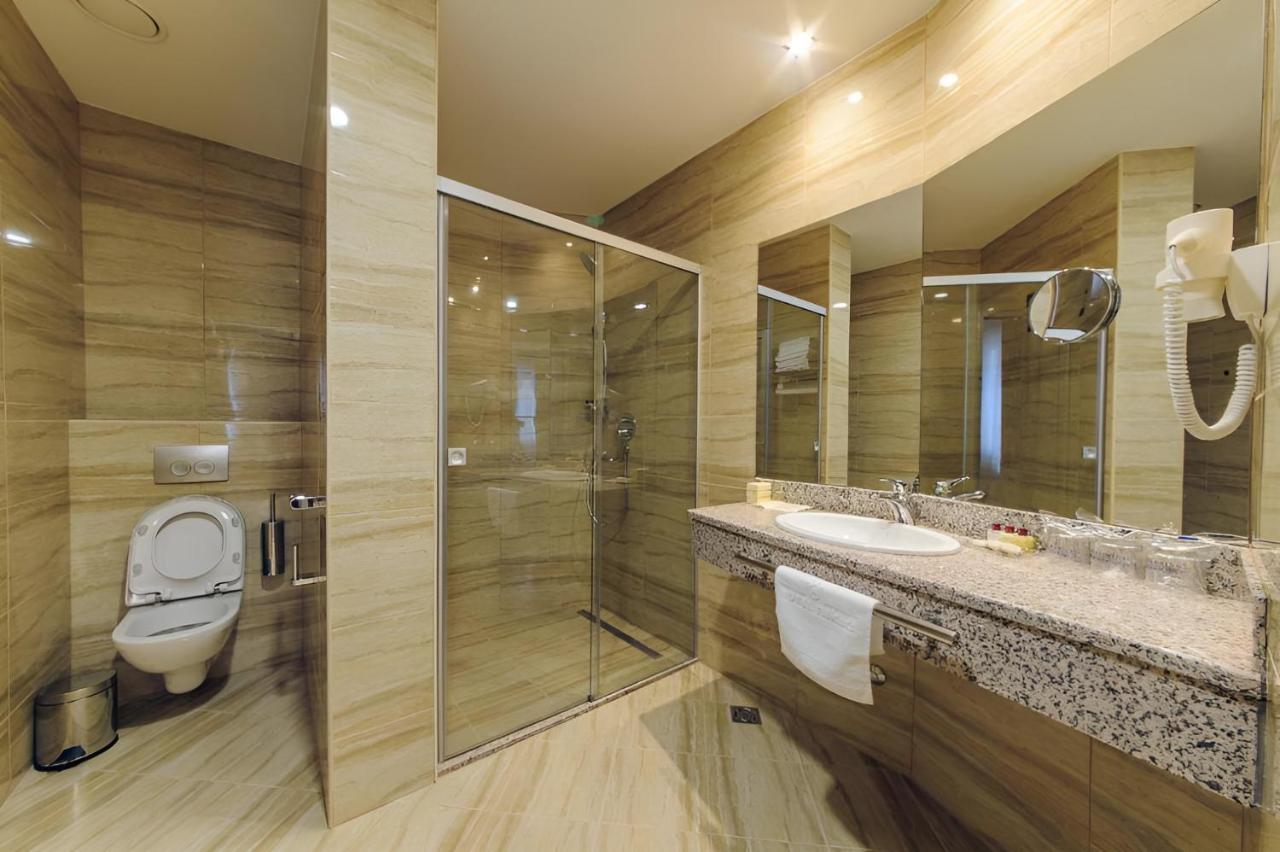 Kings Park Hotel Podgorica Eksteriør bilde
