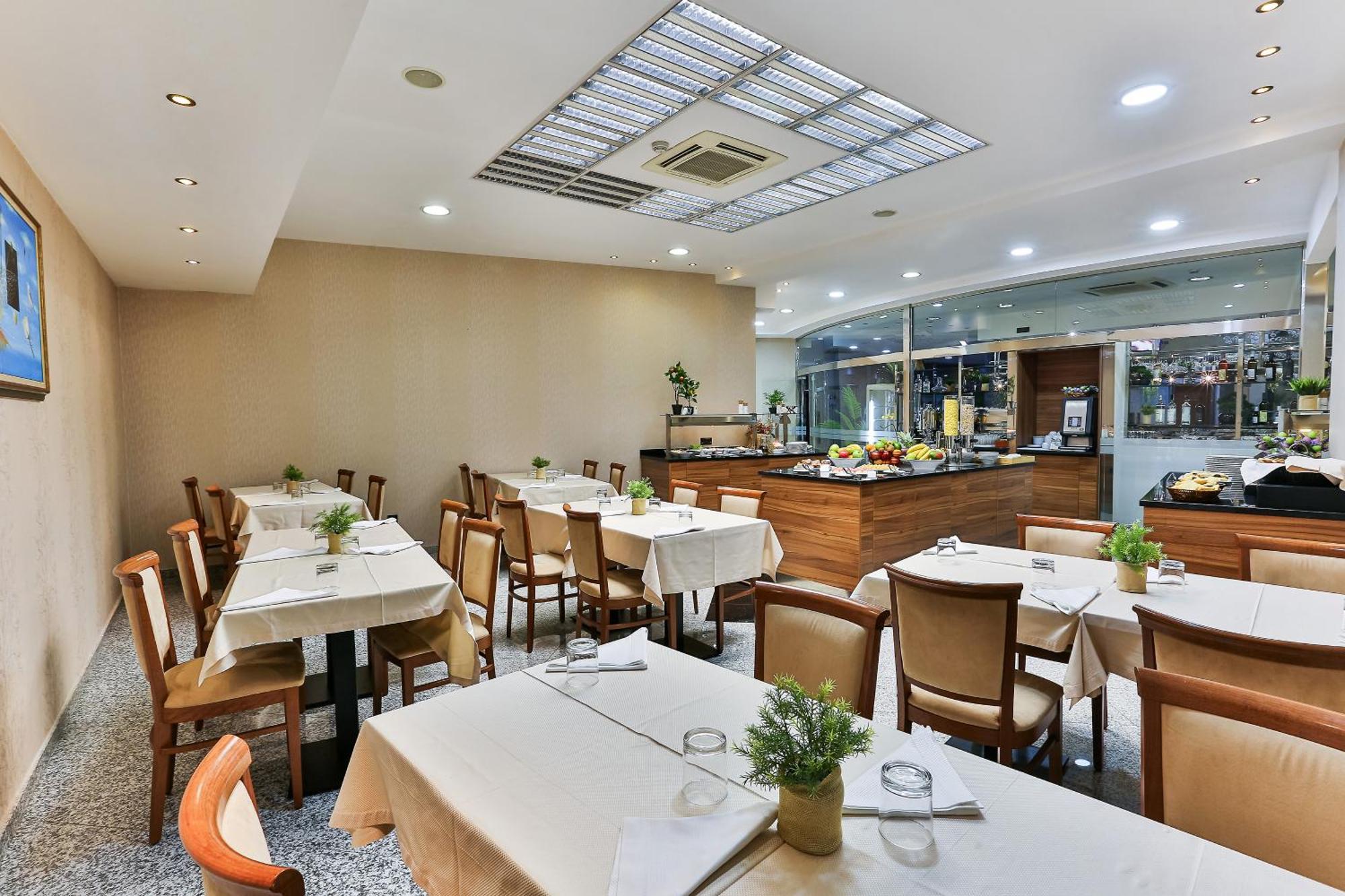 Kings Park Hotel Podgorica Eksteriør bilde