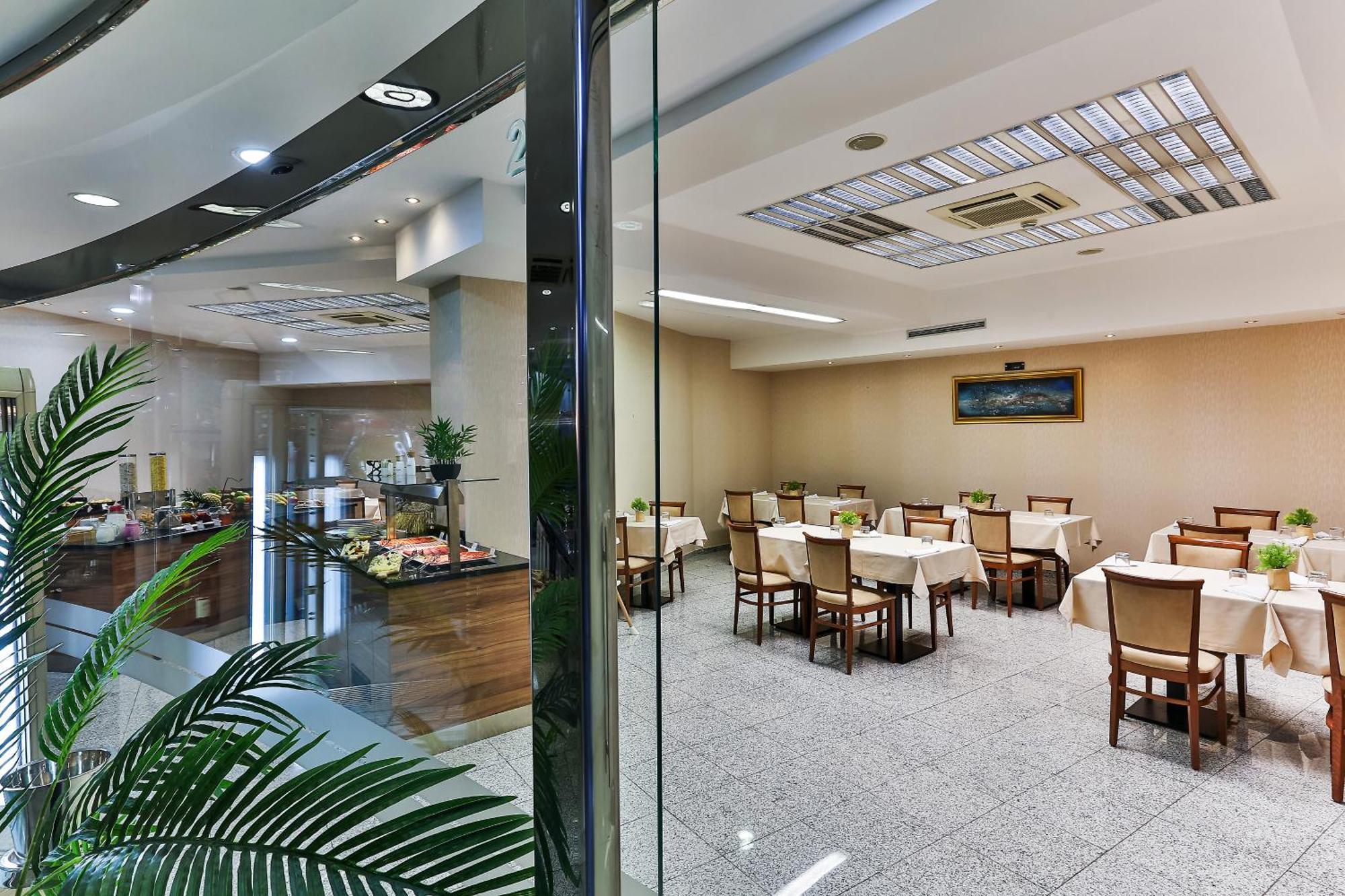 Kings Park Hotel Podgorica Eksteriør bilde