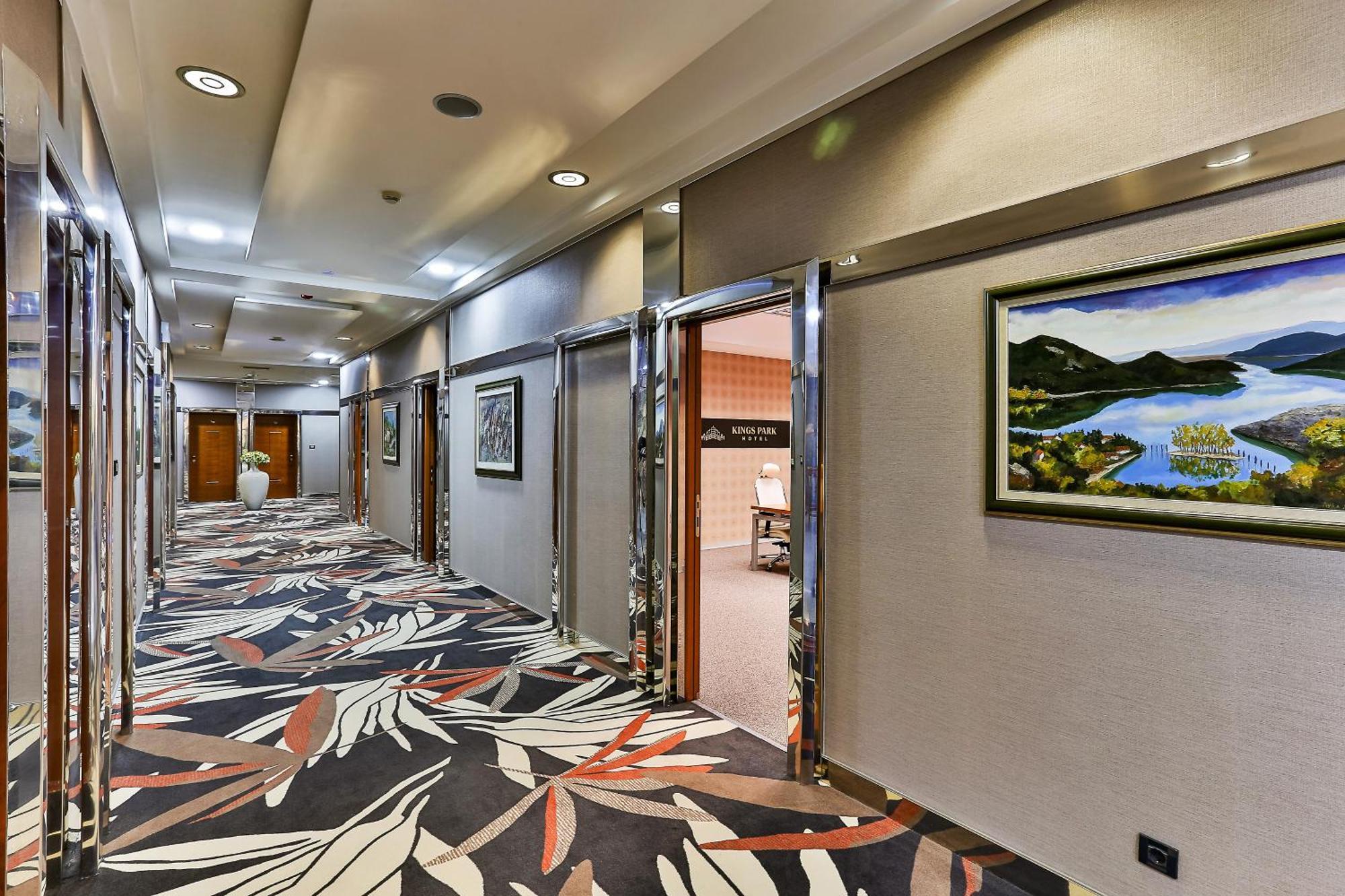 Kings Park Hotel Podgorica Eksteriør bilde