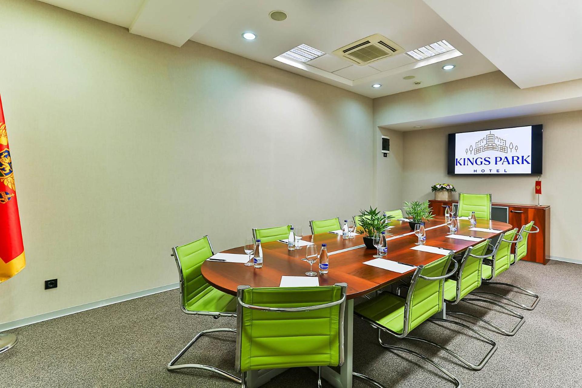Kings Park Hotel Podgorica Eksteriør bilde